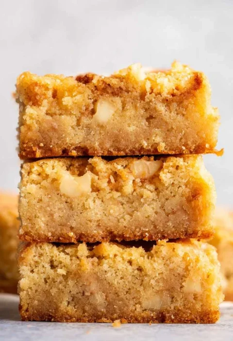 Apple Blondies Recipe Easy Homemade Apple Blondies Gluten-free Best Spices For Apple Blondies Apple Cinnamon Blondies Baki...