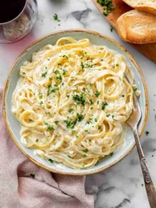 Easy Fettuccine Alfredo Recipe