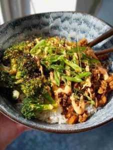 Teriyaki Tofu Bowls with Kimchi Mayo