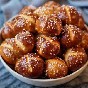 Homemade Soft Pretzel Bites: A Simple Recipe for Deliciousness at Home