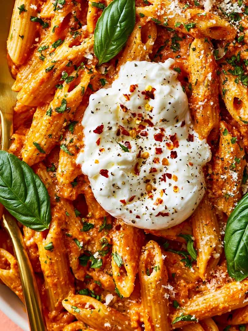 Easy One-Pot Spicy Pasta with Burrata