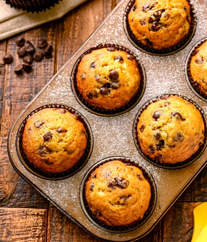 Banana Chocolate Chip Muffins